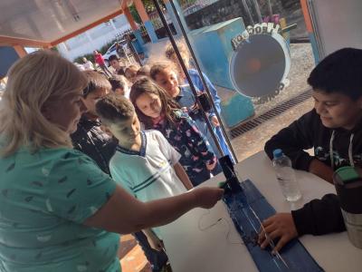Escola LeocÃ¡dio JosÃ© Correia realizou a Feira de CiÃªncias com os Alunos do 5Âº ano